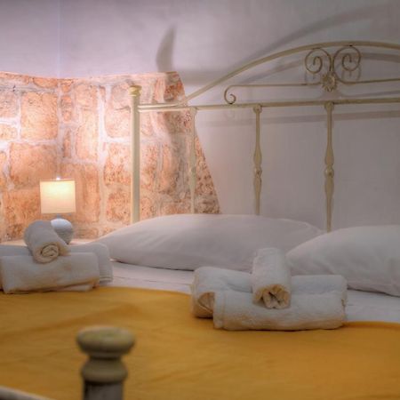 Scuderie Maresca Apartment Остуни Екстериор снимка